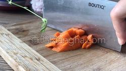 胡萝卜烧毛豆的做法图解6
