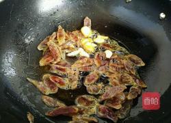 香肠炒毛豆的做法图解5