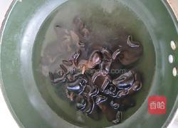 凉拌木耳的做法图解2