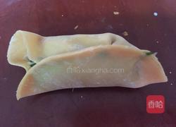 五色韭菜饺子的做法图解9