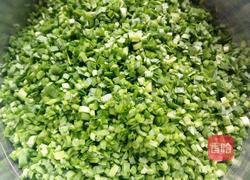 韭菜鸡蛋馅饼的做法图解3