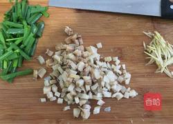 咸鱼茄子煲的做法图解3