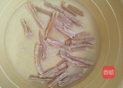 番茄炒腐竹的做法图解1
