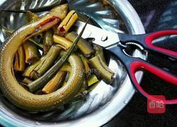 黄焖鳝段的做法图解3
