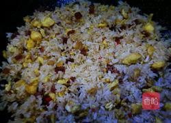 香辣腊肠蛋炒饭的做法图解7