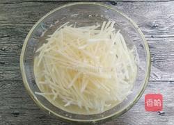 凉拌麻辣土豆丝的做法图解2