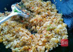 酱油炒饭的做法图解8