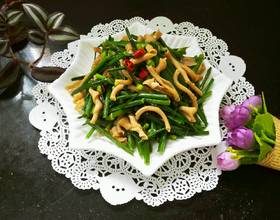 韭菜苔炒鸭肠[图]