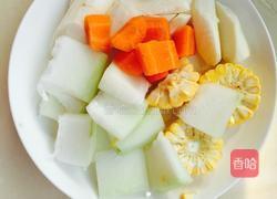 玉米冬瓜山药筒骨汤的做法图解3