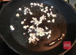 蒜香黄瓜片的做法图解3