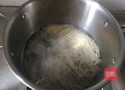 香菇鸡丝汤面的做法图解6