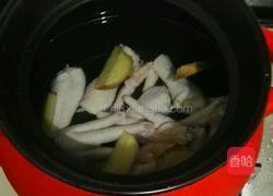 二宝凤爪汤的做法图解2