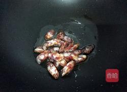 腊肠炒黄瓜的做法图解3