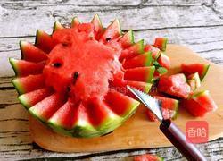火龙果西瓜果盘的做法图解4