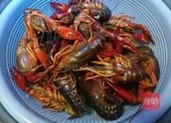 油焖麻辣小龙虾的做法图解1