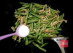 豇豆炒鸡丝的做法图解8