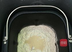 奶香土司面包的做法图解1