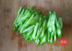 香菇肉炸酱面的做法图解2