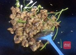 大肠炒豆芽的做法图解5