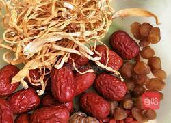 虫草花炖鸽子的做法图解1