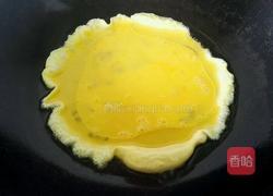 虾仁炒鸡蛋的做法图解3