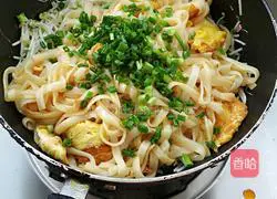 Illustration of how to make fried rice noodles 8