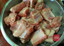 菠萝排骨的做法图解1