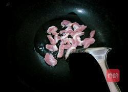 金针菇青菜瘦肉汤的做法图解4