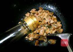 肥肠炒洋葱的做法图解4