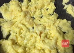 木耳洋葱炒鸡蛋的做法图解6