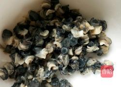 蒜炒田螺肉的做法图解2