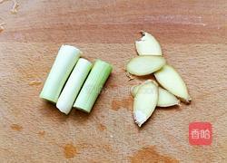 冬瓜猪骨汤的做法图解2