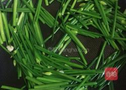 猪腰炒韭菜花的做法图解6