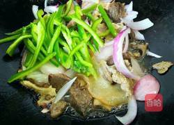 青椒洋葱炒牛杂的做法图解6