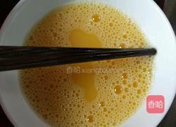 煎饼韭菜鸡蛋盒子的做法图解3