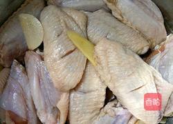 麻辣鸡翅的做法图解1