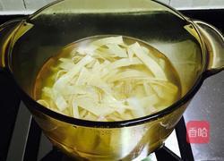 凉拌芦笋西芹豆腐皮的做法图解3