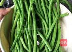 豆角肉包(豇豆肉包)的做法图解3