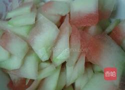 炒西瓜皮的做法图解3