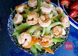 西芹百合炒虾球的做法图解6