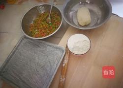 尖椒火腿馅饼的做法图解3