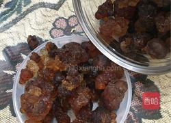 桃胶银耳羹的做法图解2