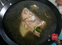 鱼头豆腐汤的做法图解2