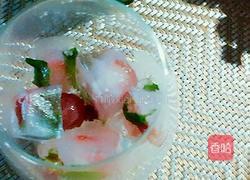 花朵水果冰雪碧特饮的做法图解10