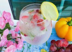花朵水果冰雪碧特饮的做法图解14