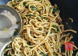 茼蒿肉末面的做法图解7