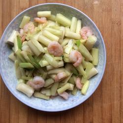 蒲菜炒虾仁的做法[图]