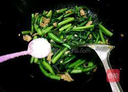 菜心炒瘦肉的做法图解7