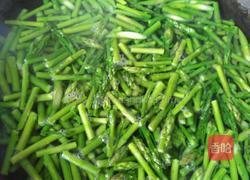 芦笋炒肉的做法图解2