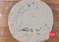 葱花油饼的做法图解13